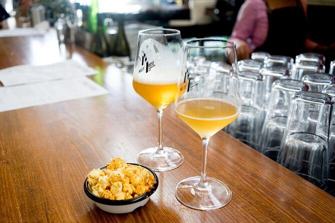 Evening in Melbourne: 3 Hour Private Craft Beer Lovers Experience - A smart way to sample Melbourne’s craft beers in 3 hours