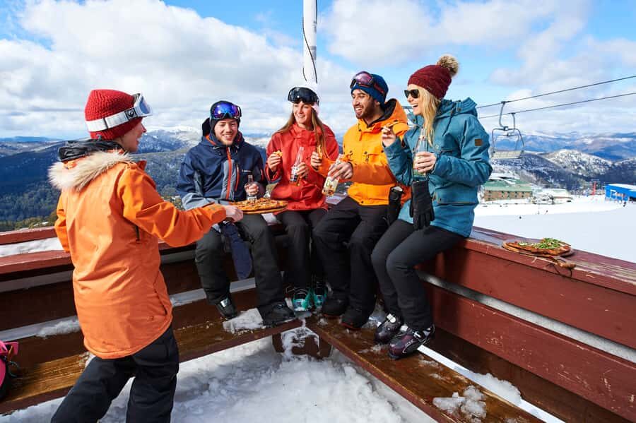 From Melbourne: Day Trip to Mt Buller by Premium Tour Coach - The return coach: leaving at 4:30pm and beating the day