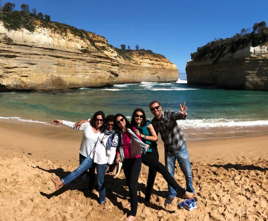 From Melbourne: Great Ocean Road Boutique Tour in Reverse - Small-Group Comfort on a Minibus (Max 11)