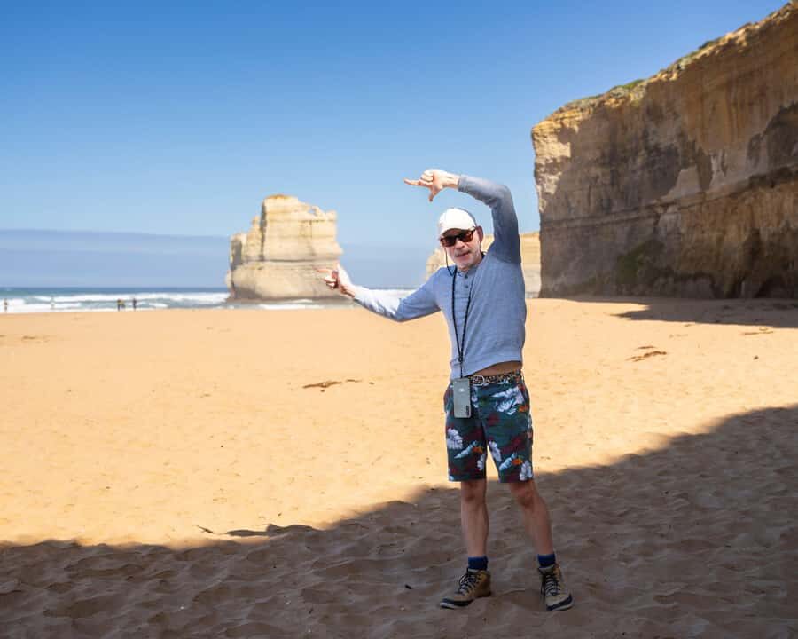 From Melbourne: Great Ocean Road Premium Tour in Reverse - Razorback and Loch Ard Gorge: limestone drama plus a real story