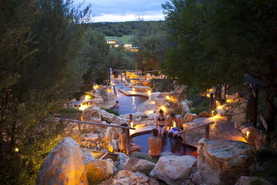 From Melbourne: Peninsula Hot Springs & Bathing Boxes Tour - How to Get the Most Out of the Pools (Without Turning It Into a Chore)