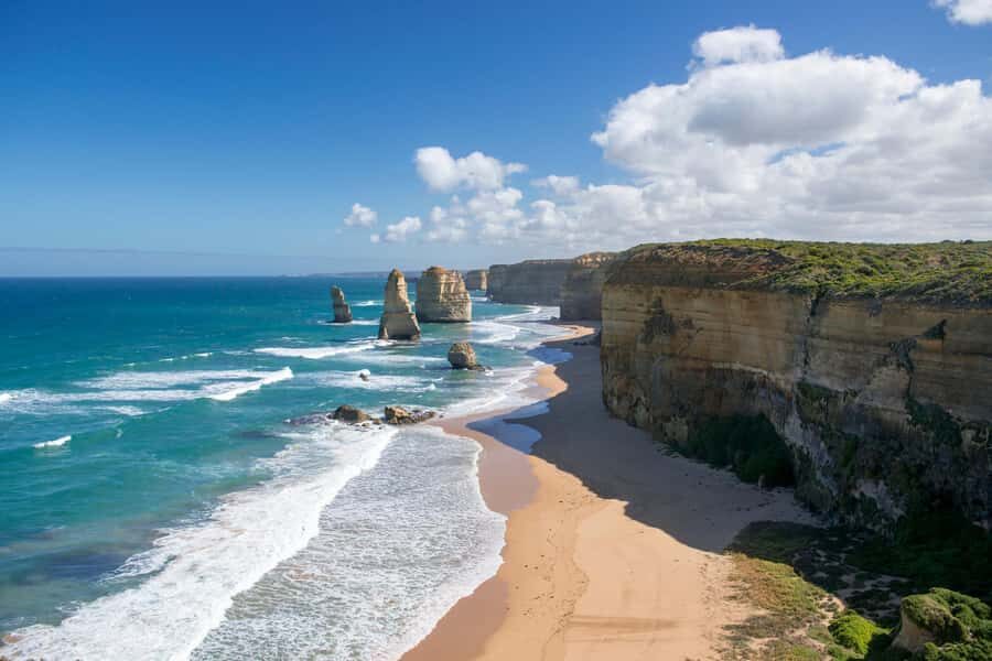 Luxe Bus Great Ocean Road Coastal Spectacular - Apollo Bay, Lorne beach break, and the Great Ocean Road Memorial Arch
