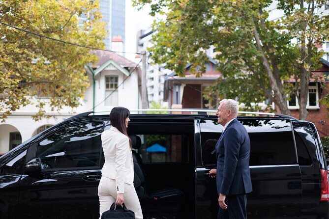 Luxury Airport Transfer to Melbourne CBD - From Landing to Car: The Moment That Sets the Tone