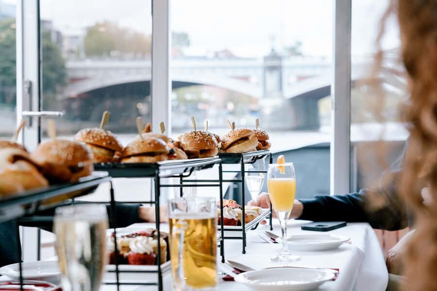 Melbourne: 2-Hour Bottomless Brunch Cruise - Bottomless Beer, Wine, and Prosecco Mimosas (and the real value of it)