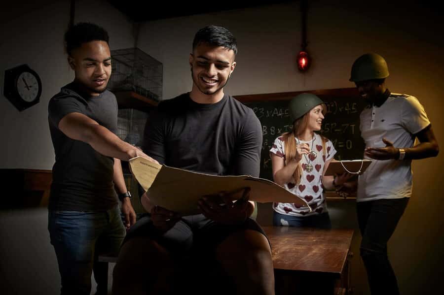 Melbourne: Escape Room Experience - Choosing Your Escape Hunt Melbourne Room Themes
