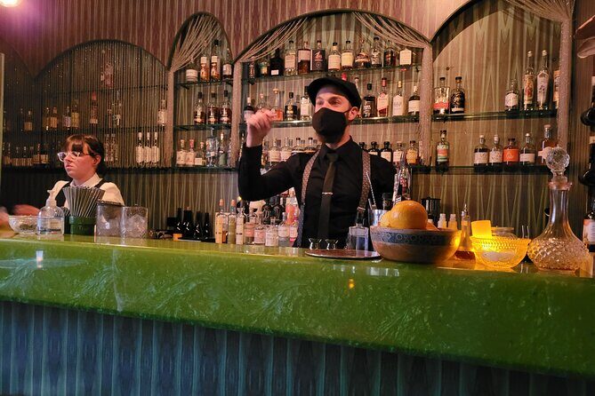 Melbourne: Hidden Bar and Cocktail Tour - What you do first: the password mindset