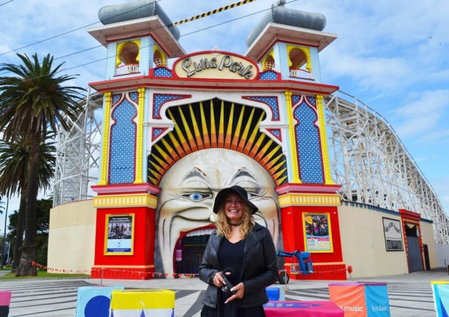 Melbourne: Private Melbourne City Tour with Stops - Bayside, Beach Road, and Beaconsfield Parade on the return