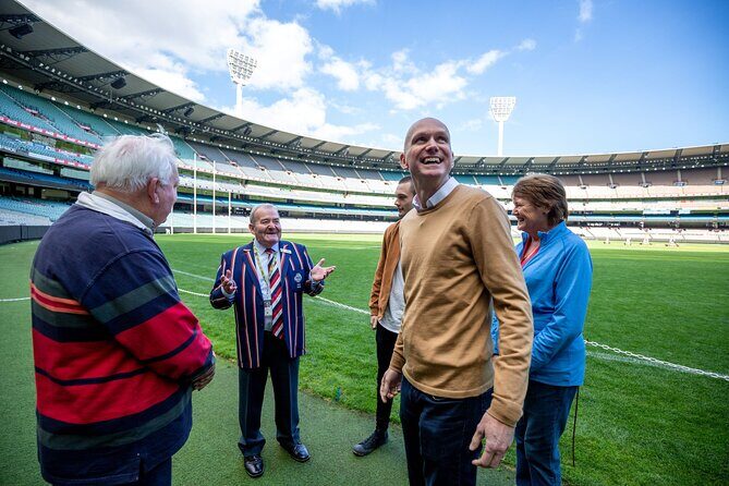 Melbourne Sports Precinct Walk with Behind-the-Scenes MCG Tour - What to Look For on the Way: Photo Spots and Real-World Context