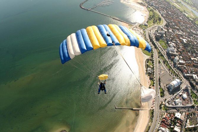 Melbourne: Tandem Skydive Experience over St. Kilda Beach - Why St Kilda is the best “urban” backdrop for a tandem jump
