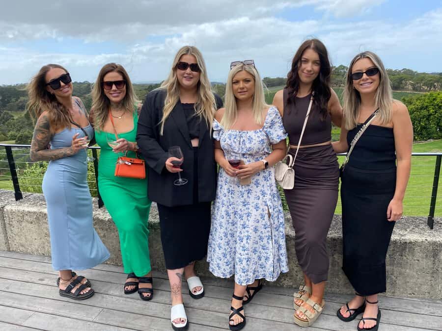 Melbourne: Yarra Valley Food, Wine, Chocolate & Gin Tour - From Federation Square to Yarra Valley: the day’s rhythm