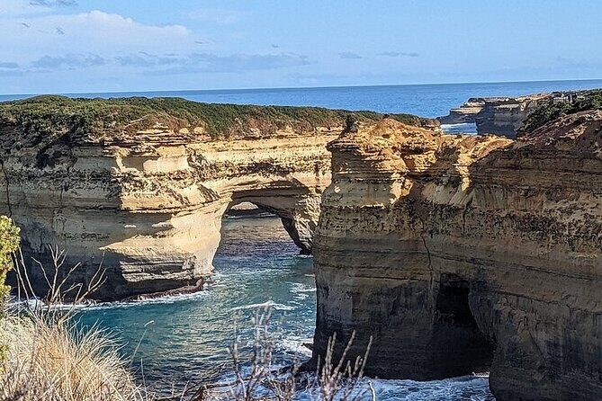 Premium Great Ocean Road Tour IN A Relaxed Way IN Premium Coach - Great Ocean Road Memorial Arch and the end in Anglesea