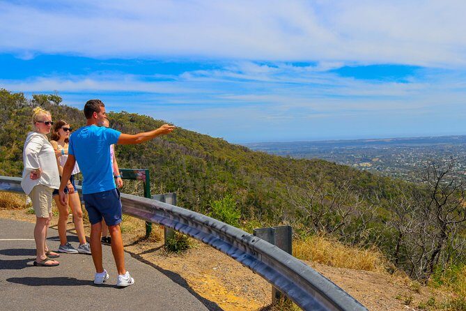 [PRIVATE TOUR] Mornington Peninsula Hot Springs | Winery & Sightseeing Tour - Point Leo Estate: a second winery with contrast