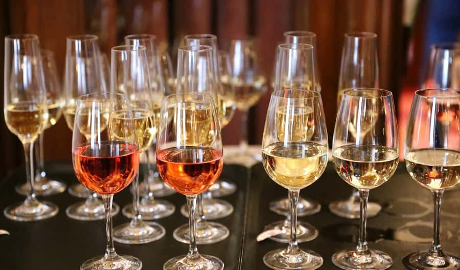 Yarra Valley: Bus Wine Tour with Lunch and a Glass of Wine - Should you book this Yarra Valley wine bus tour?